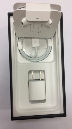 Apple iPhone 7 256GB Silver (Серебристый) официальная замена батареи